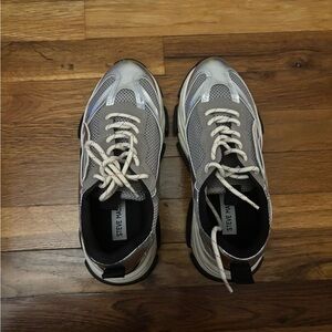 Steve Madden Possession Chunky Sneakers